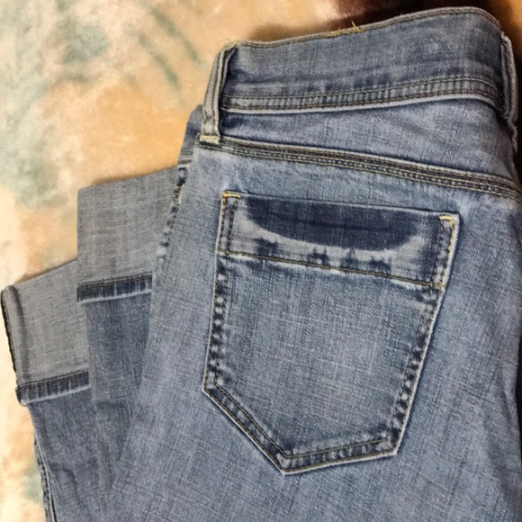 OLD NAVY cuffed capris, size 12.. - Picture 2 of 7